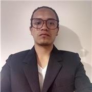 Estudiante de lic. En artes con formación en diferentes instrumentos y tecnicas